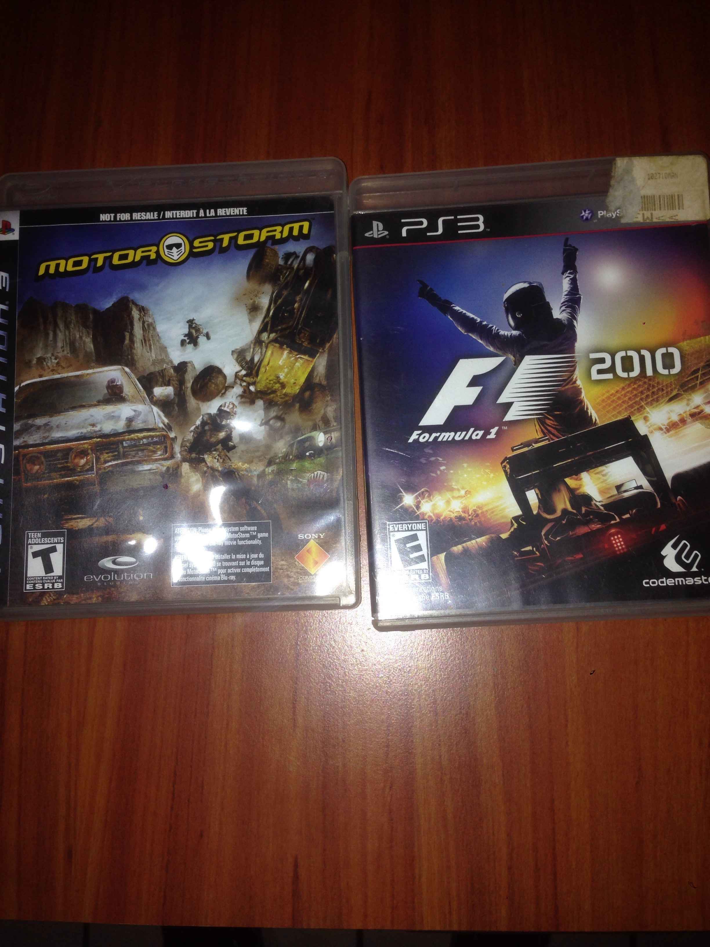 Ambos juegos PS#3 en buenas condiciones.